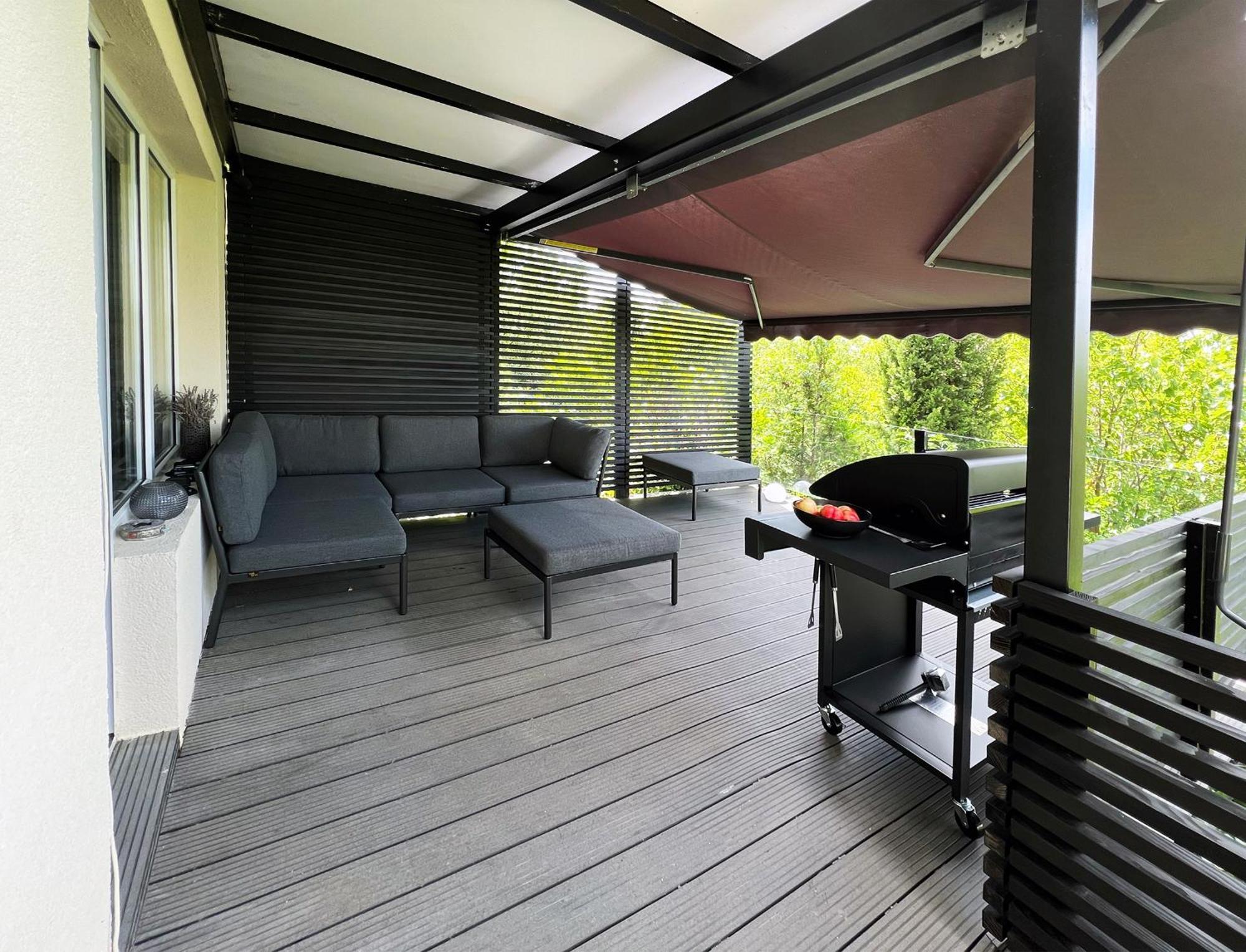 Apartament Pergola House In A Green Oasis With Fantastic View Petrovaradin Zewnętrze zdjęcie